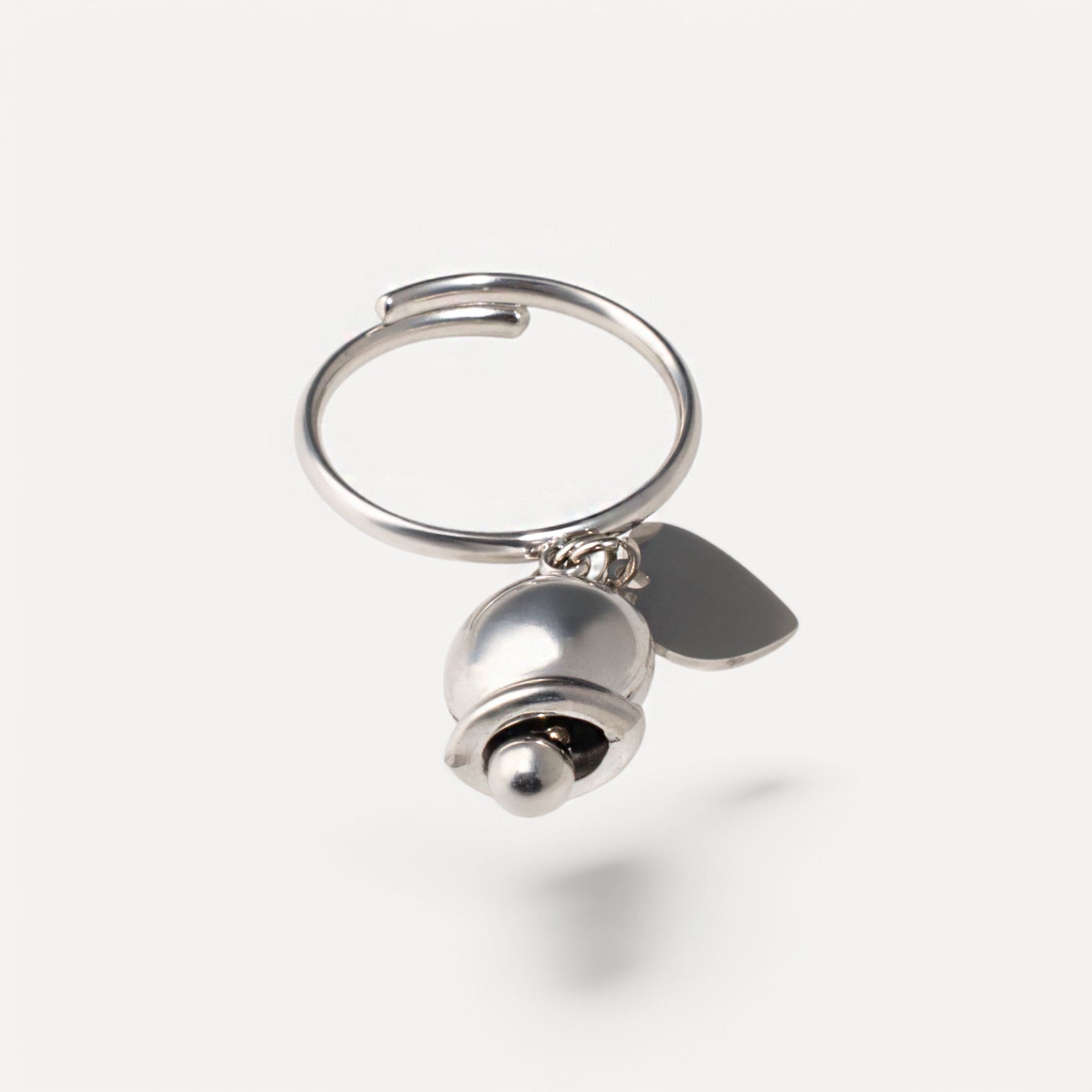Anello con Ciondolo Campanellino e Cuore