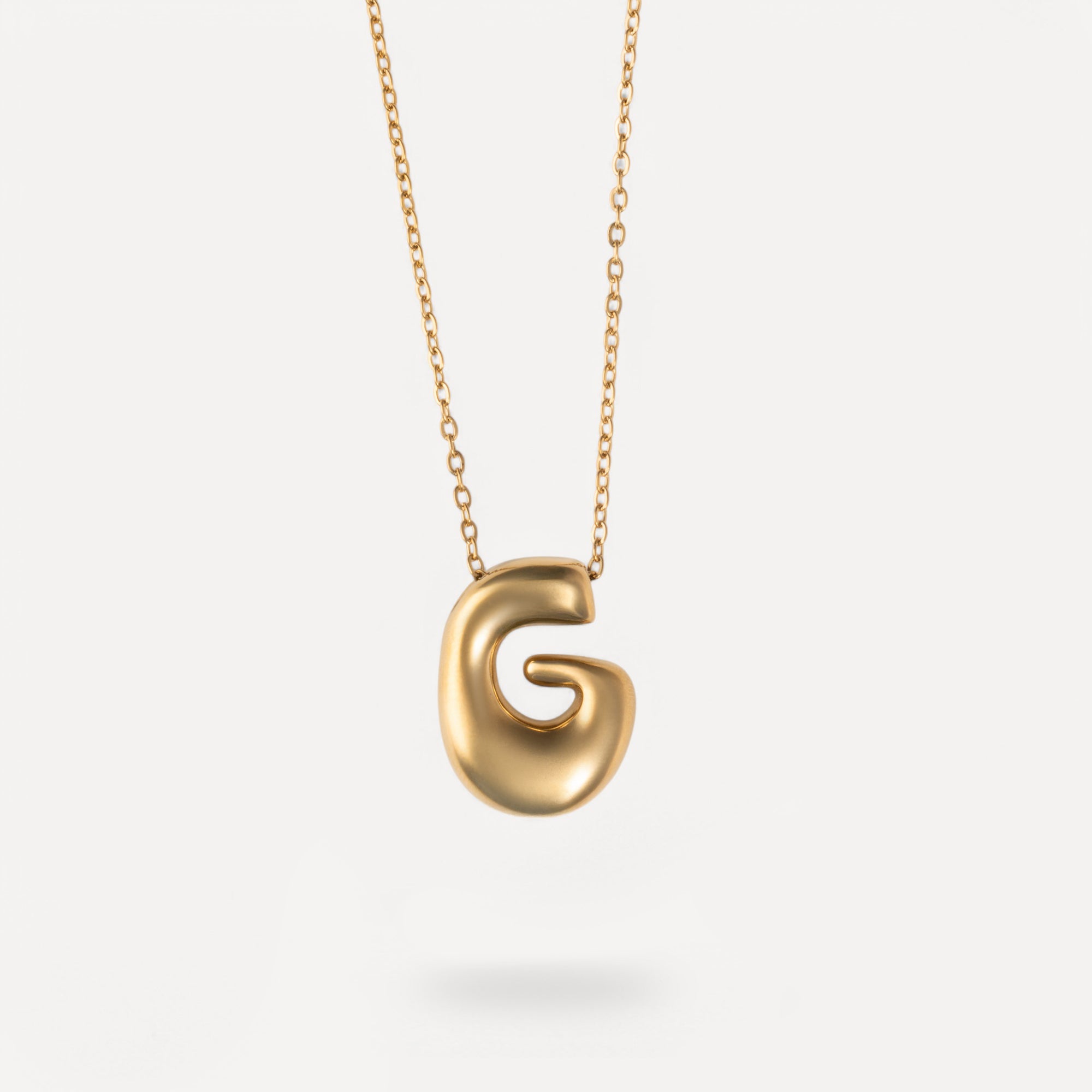 Collana con Lettera G in Stile Bombato