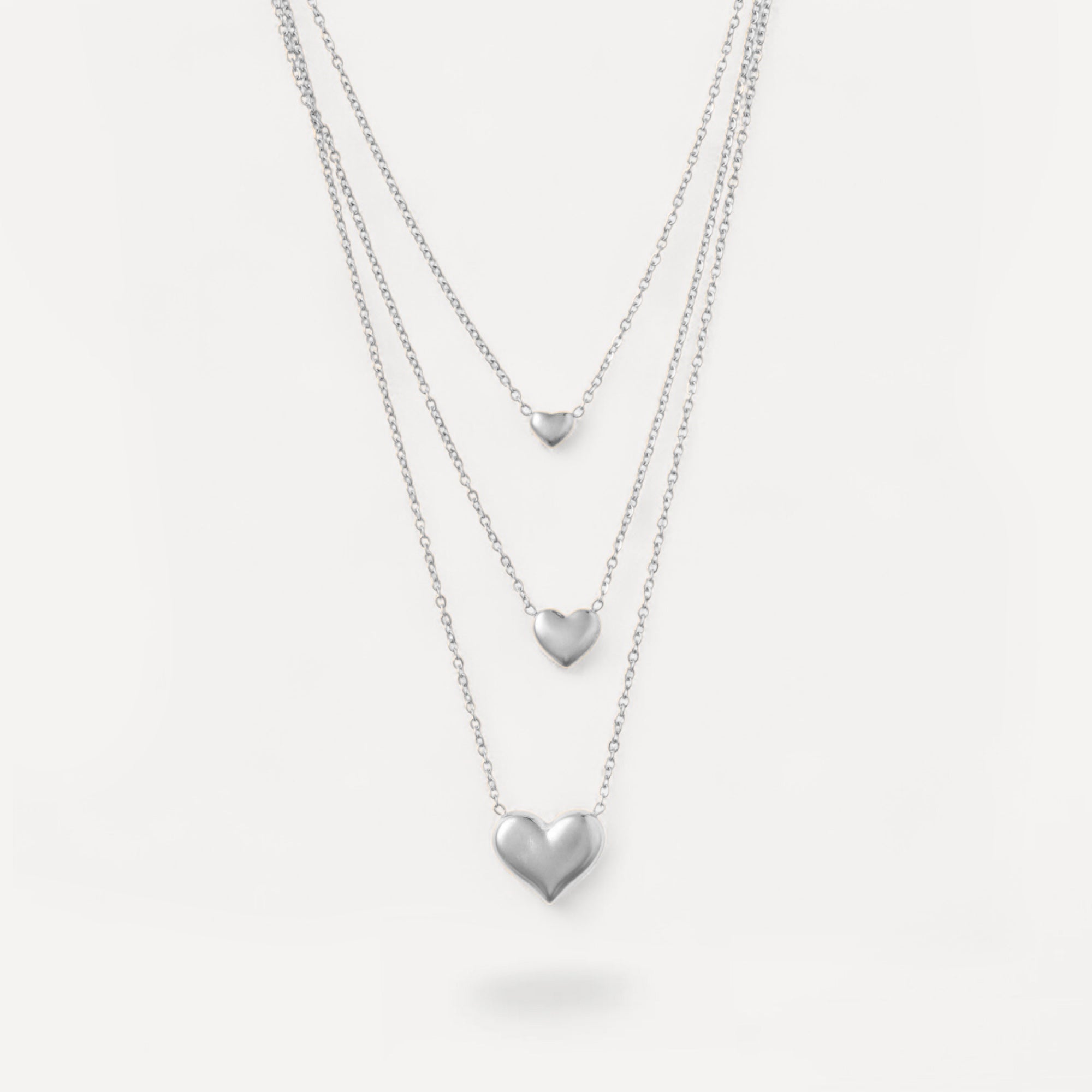 Collana a Tre Fili con Ciondoli Cuore