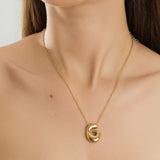Collana con Lettera G in Stile Bombato
